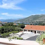 Apartments Ana - Cosy With Sea View