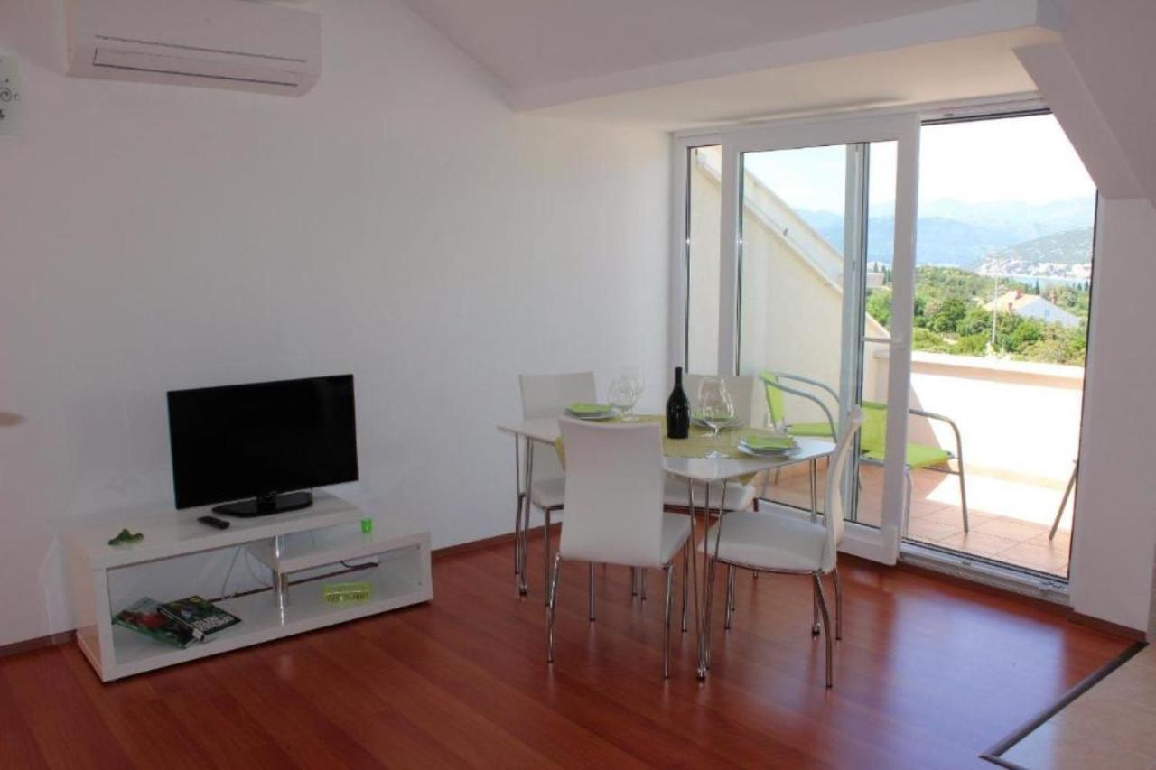 Ana - Cosy With Sea View